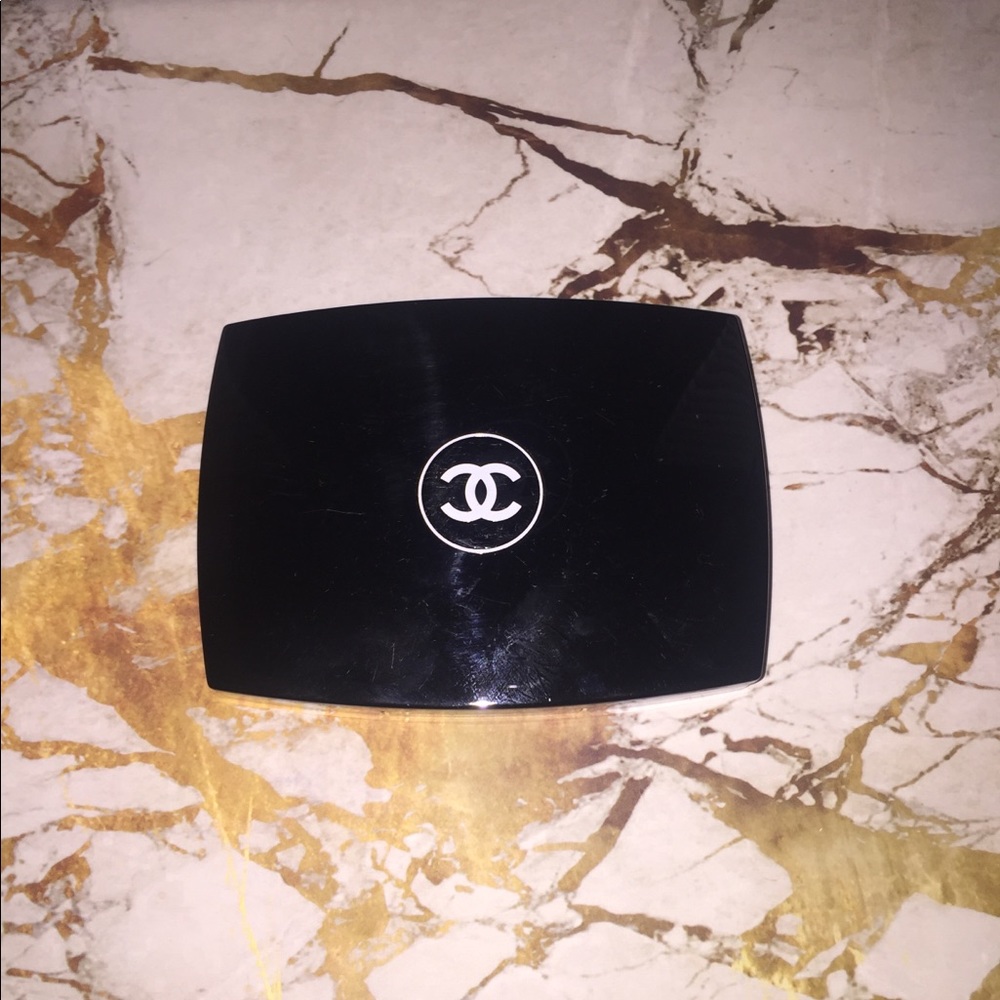 Chanel makeup travel palette